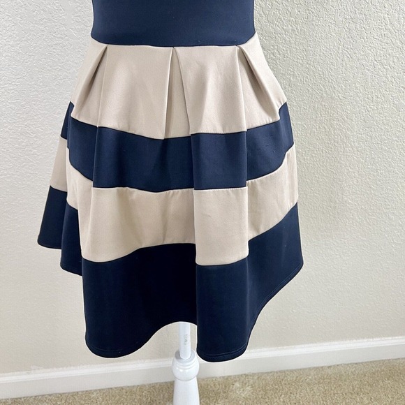 Flashing Lights Size Small Flare Party Dress Striped Dark Navy Blue & Off White - Picture 8 of 15